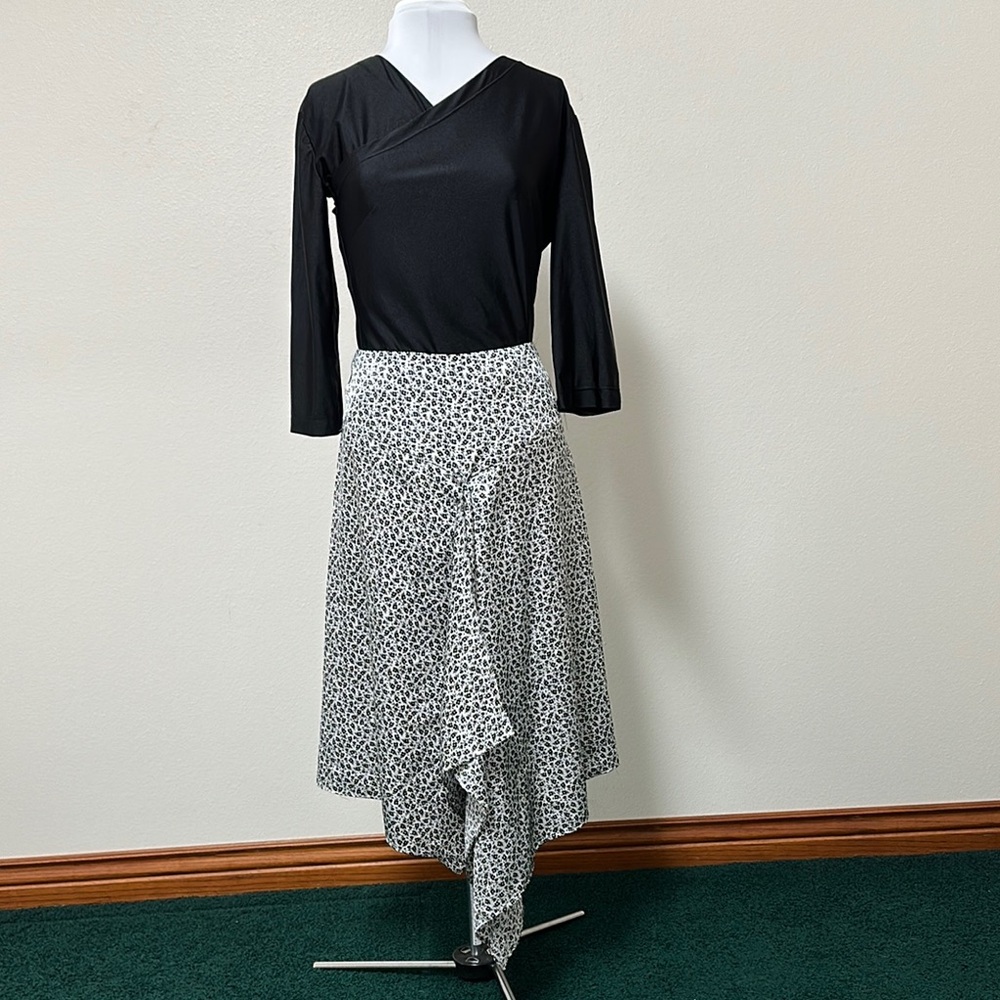 Black and White Patterned Women's Skirt